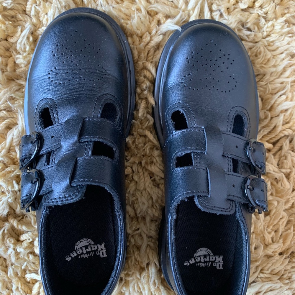 Girl’s Dr. Martens 8065 Mary Jane